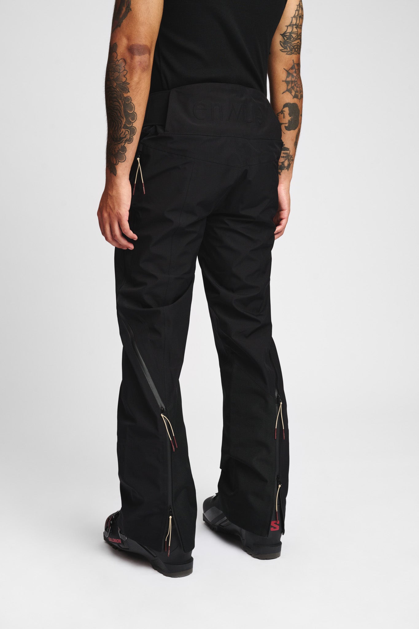 Turf Shell Pants Black