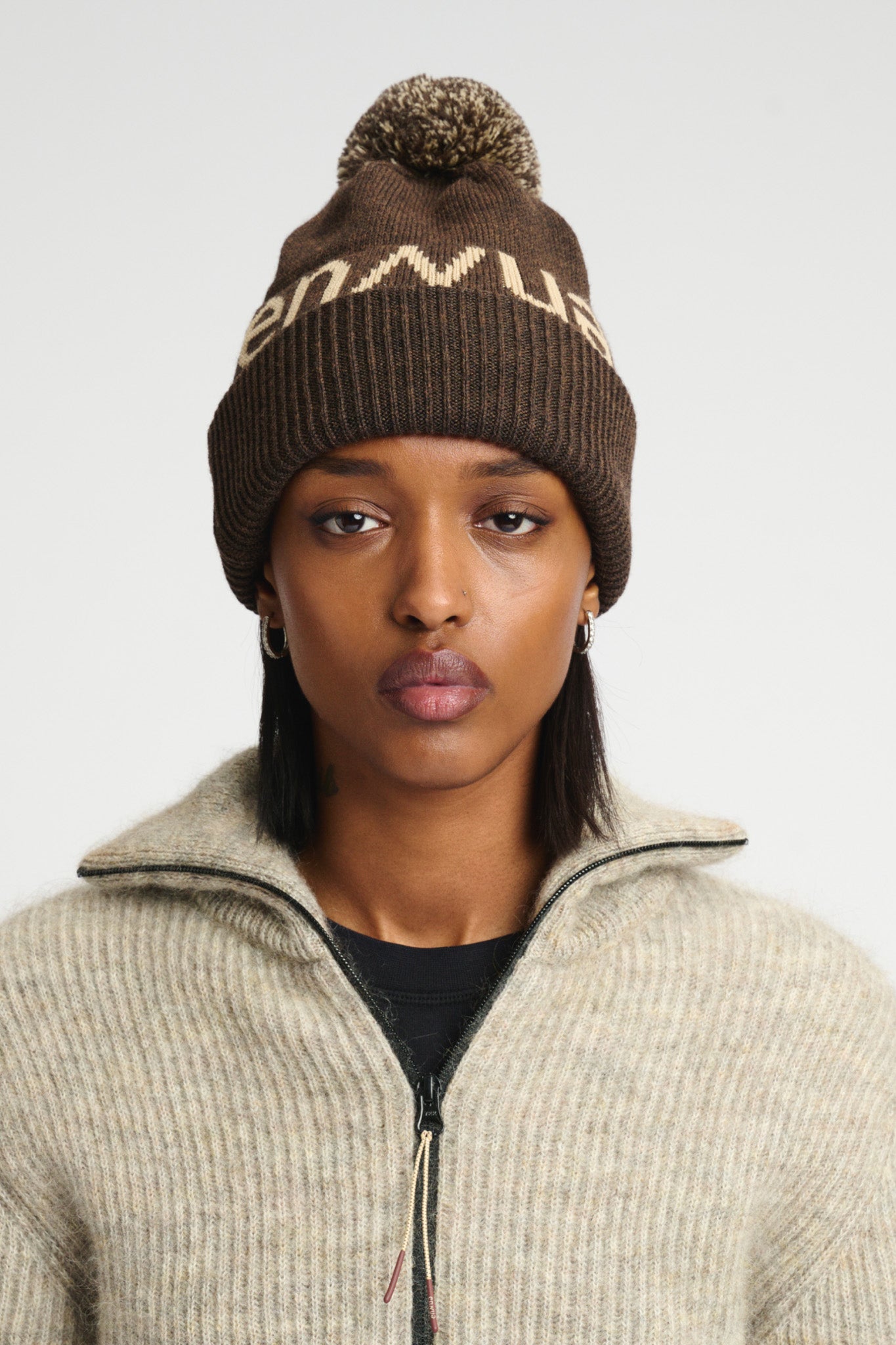 Rock Beanie Brown