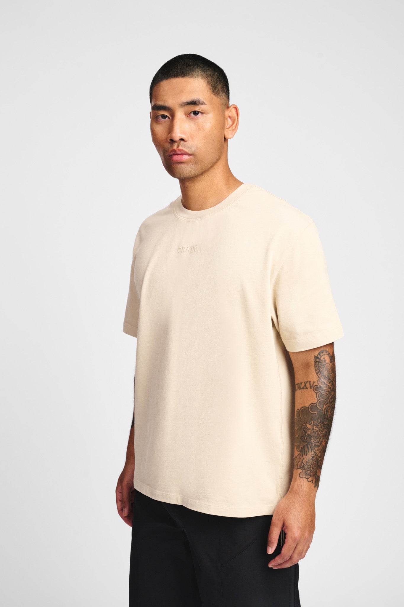 Titan T-shirt Beige