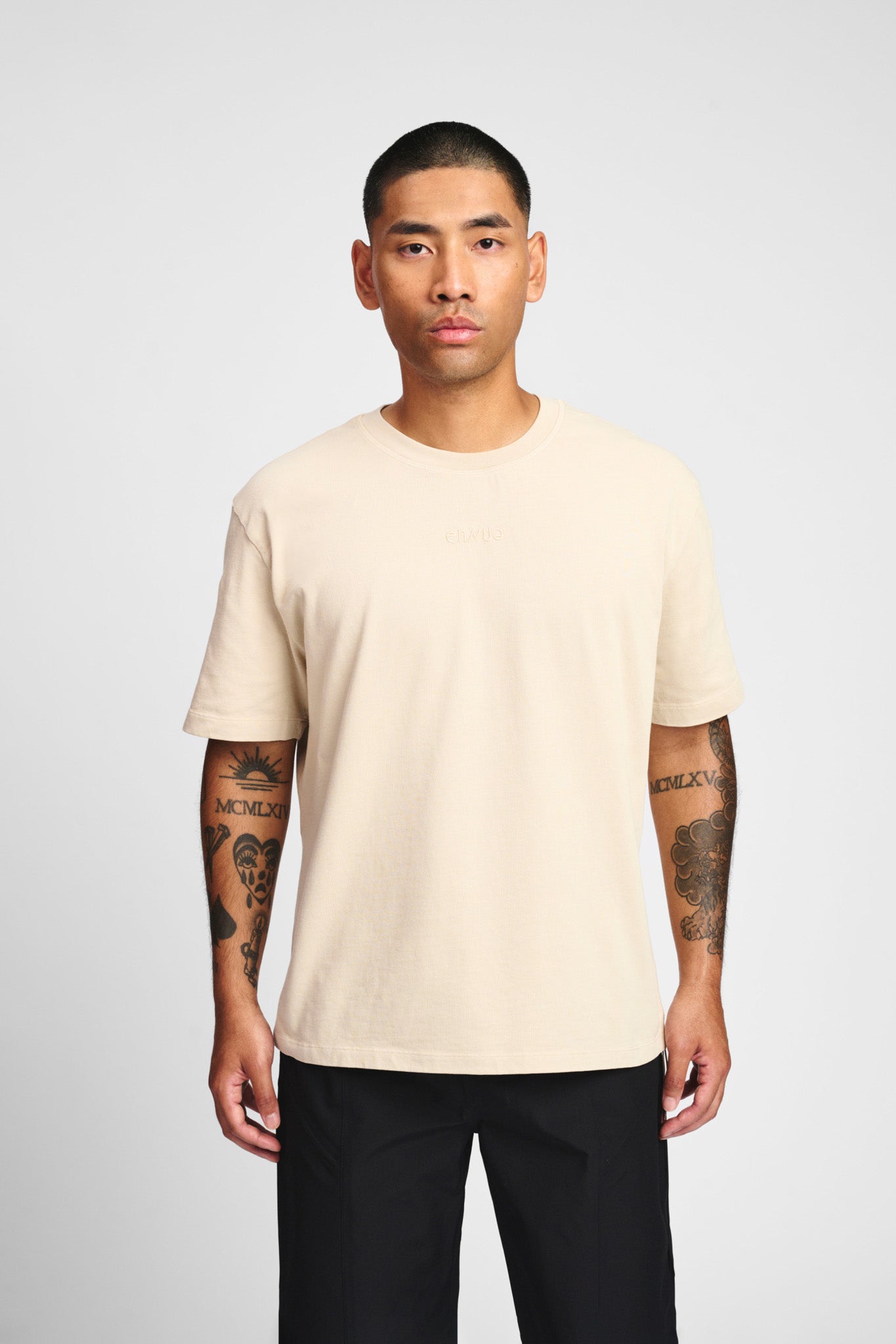 Titan T-shirt Beige