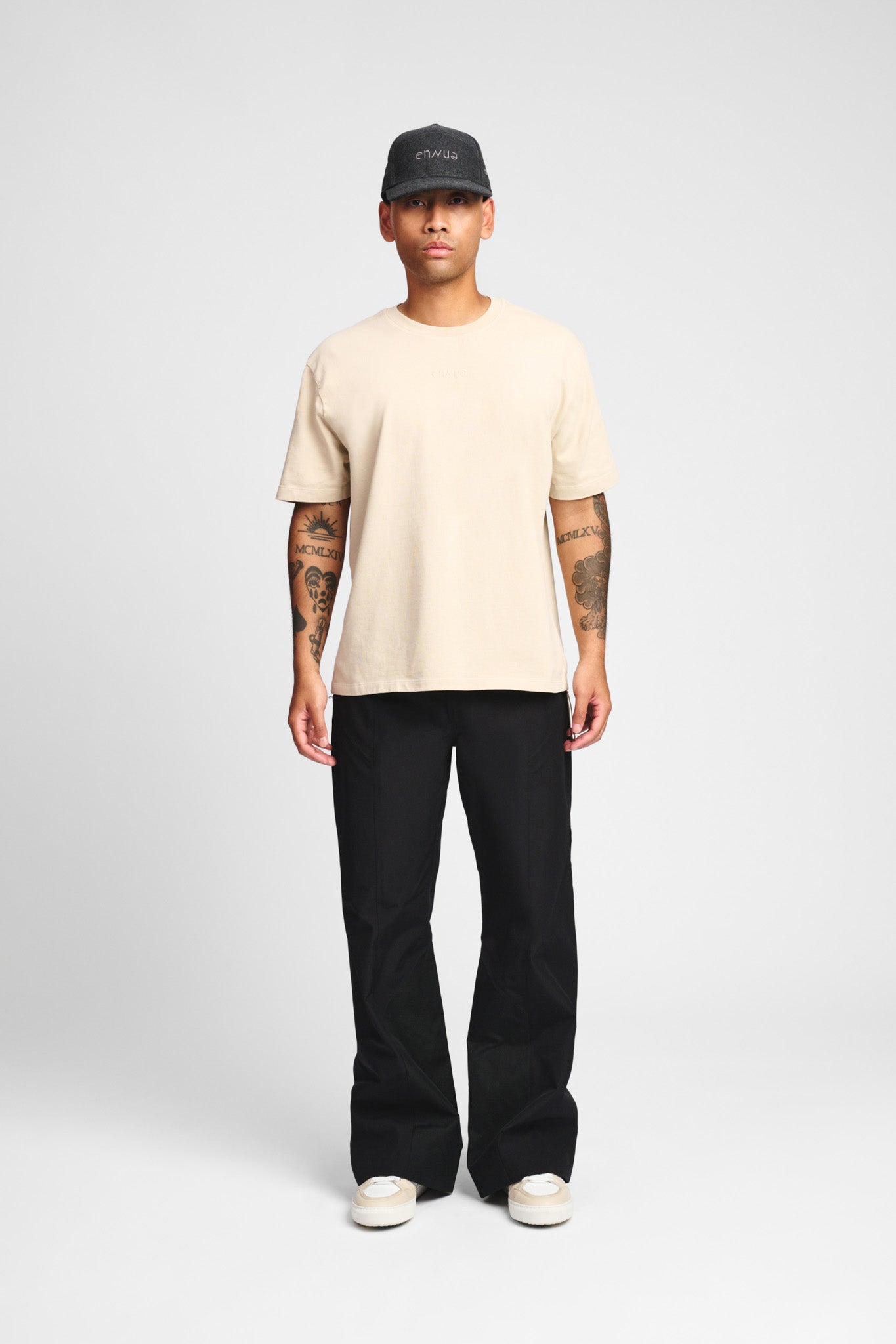 Titan T-shirt Beige