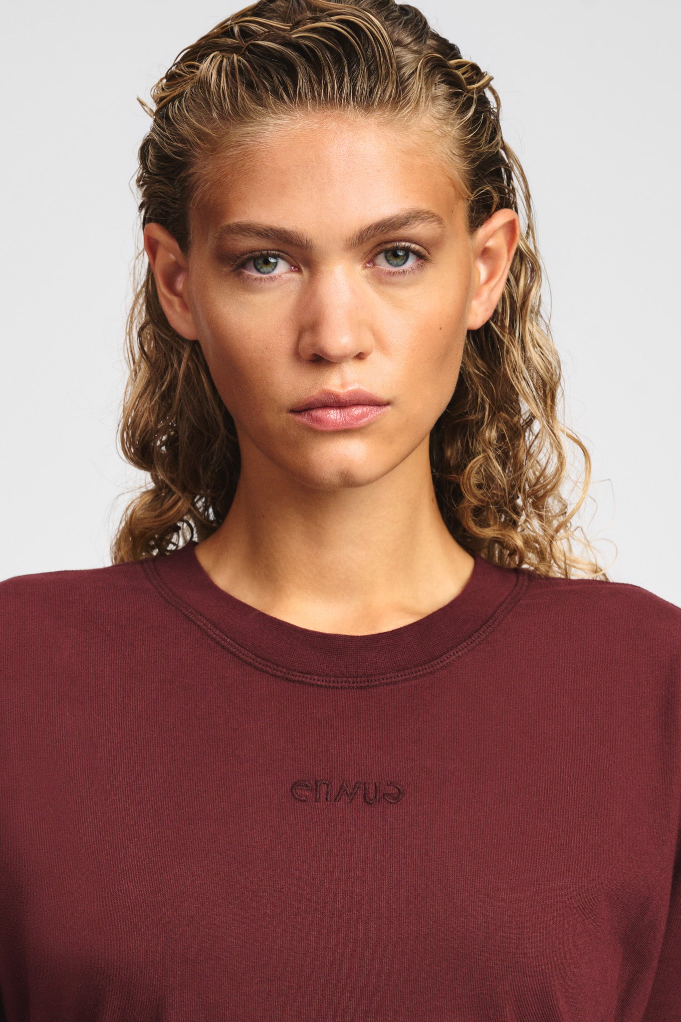 Topaz T-shirt Burgandy